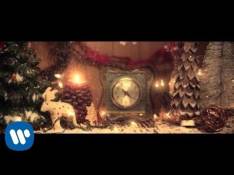 A Very Merry Perri Christmas Christina Perri - Something About December video